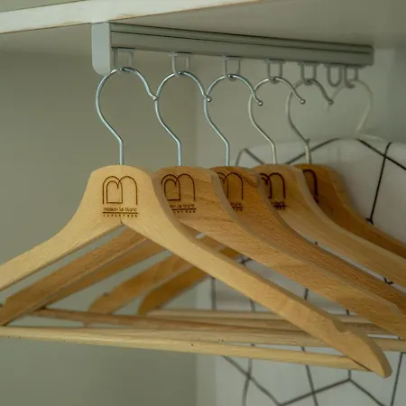 Maison Le Blanc Luxury Nocleg ze śniadaniem *