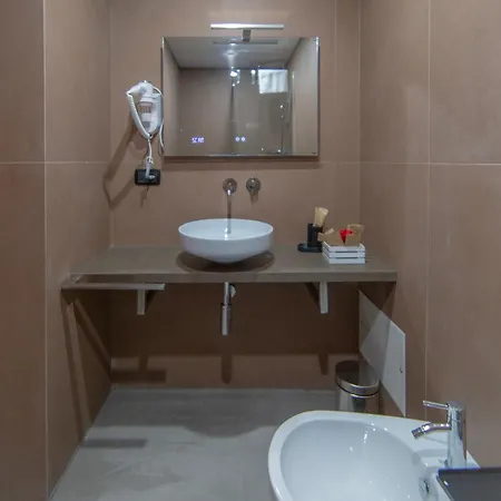 Couette-café Maison Le Blanc Luxury 4*