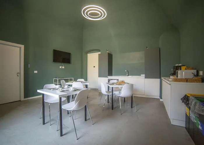 Maison Le Blanc Luxury