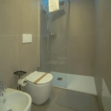 Maison Le Blanc Luxury Bed and Breakfast 4*