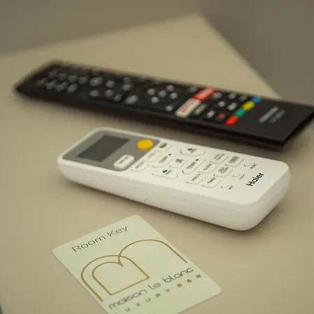 ベッド・アンド・ブレックファスト Maison Le Blanc Luxury 4*