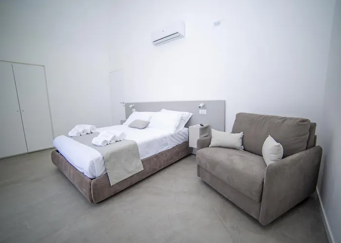 Maison Le Blanc Luxury Bed & Breakfast